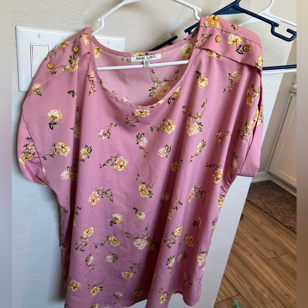 Pink dress top